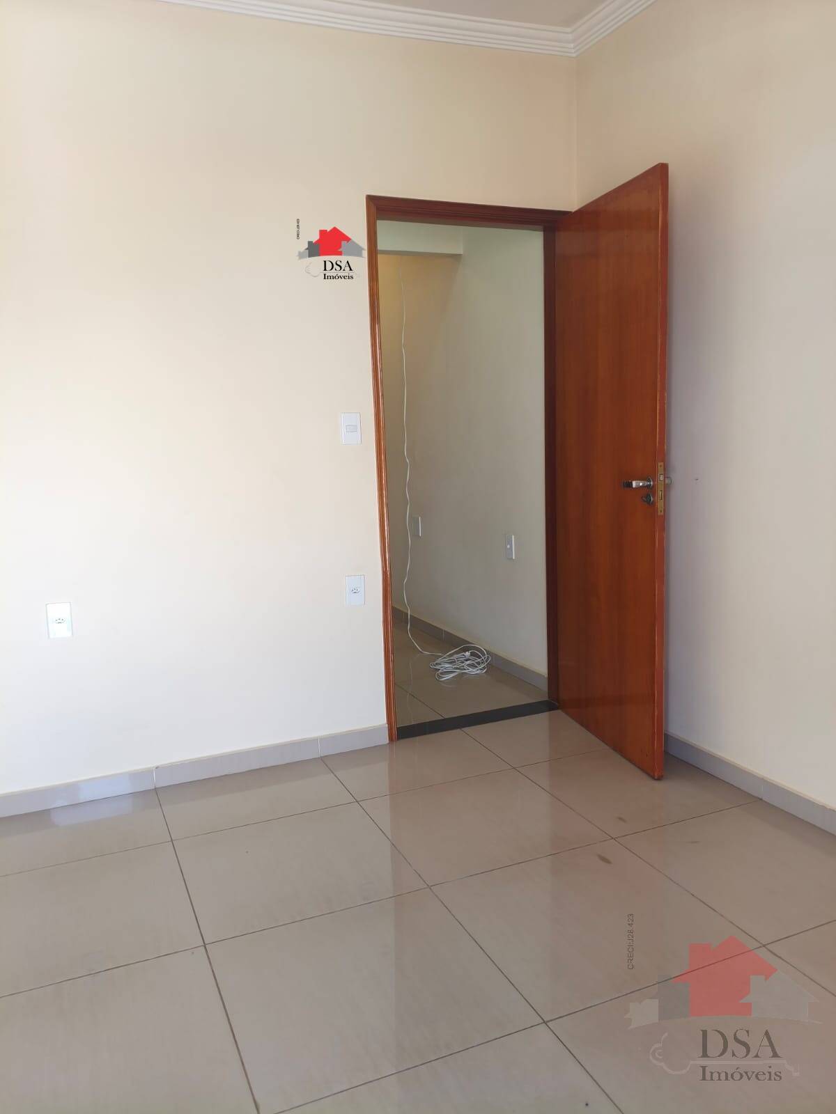 Casa para alugar com 3 quartos, 90m² - Foto 10