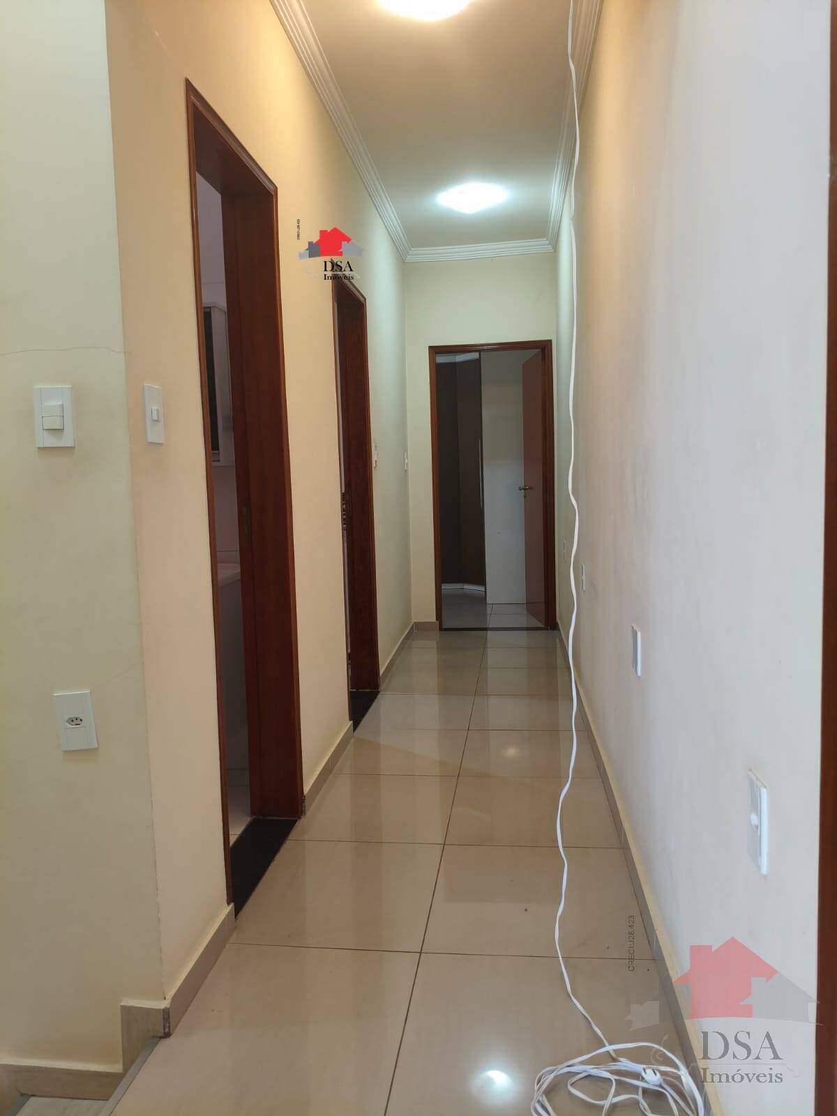 Casa para alugar com 3 quartos, 90m² - Foto 12