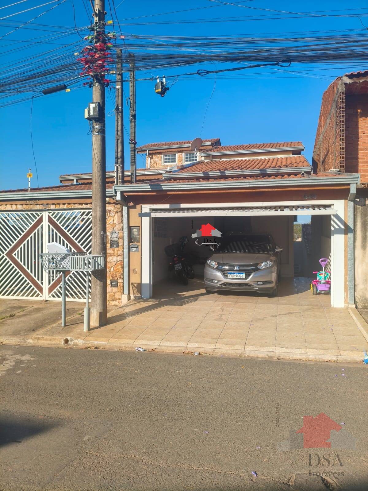 Casa, 4 quartos, 155 m² - Foto 1