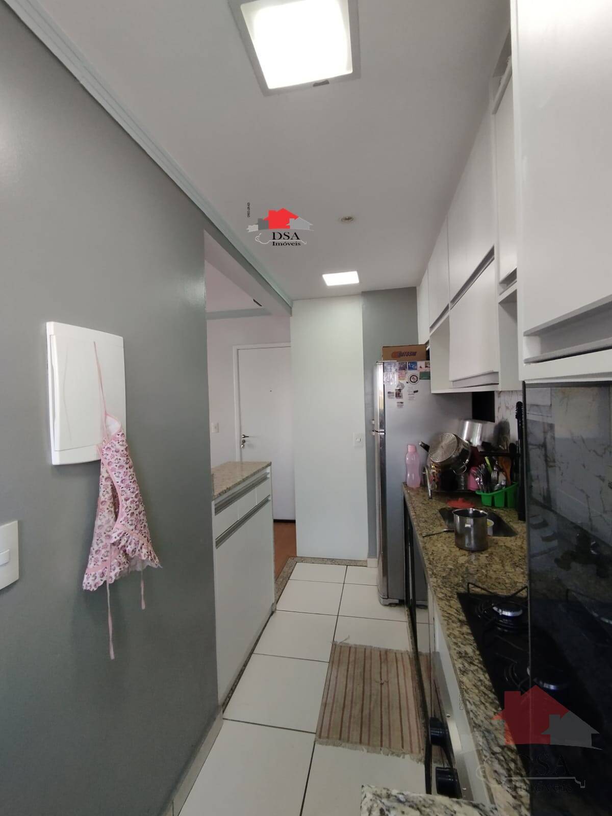 Apartamento à venda com 2 quartos, 51m² - Foto 2