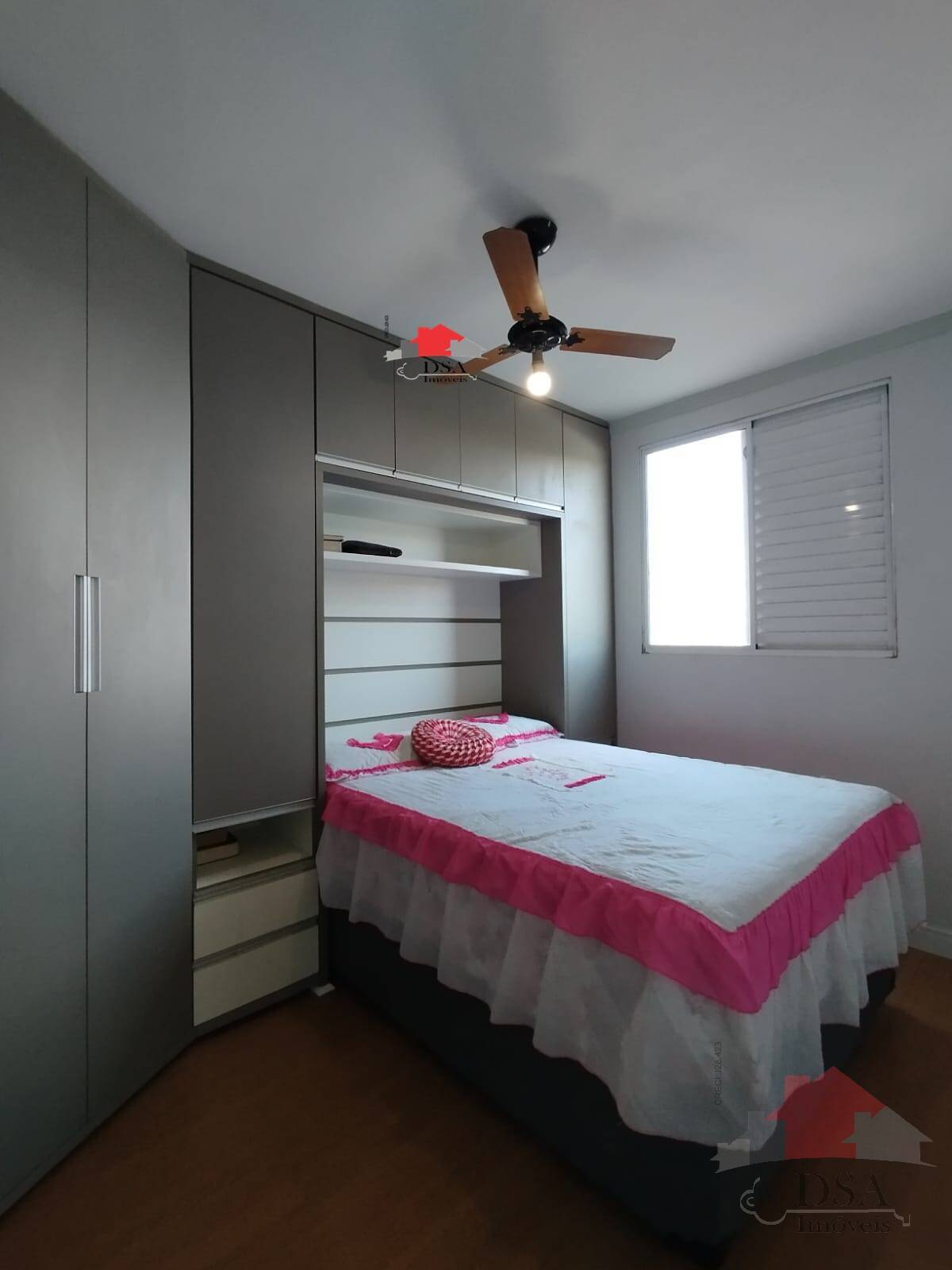 Apartamento à venda com 2 quartos, 51m² - Foto 13
