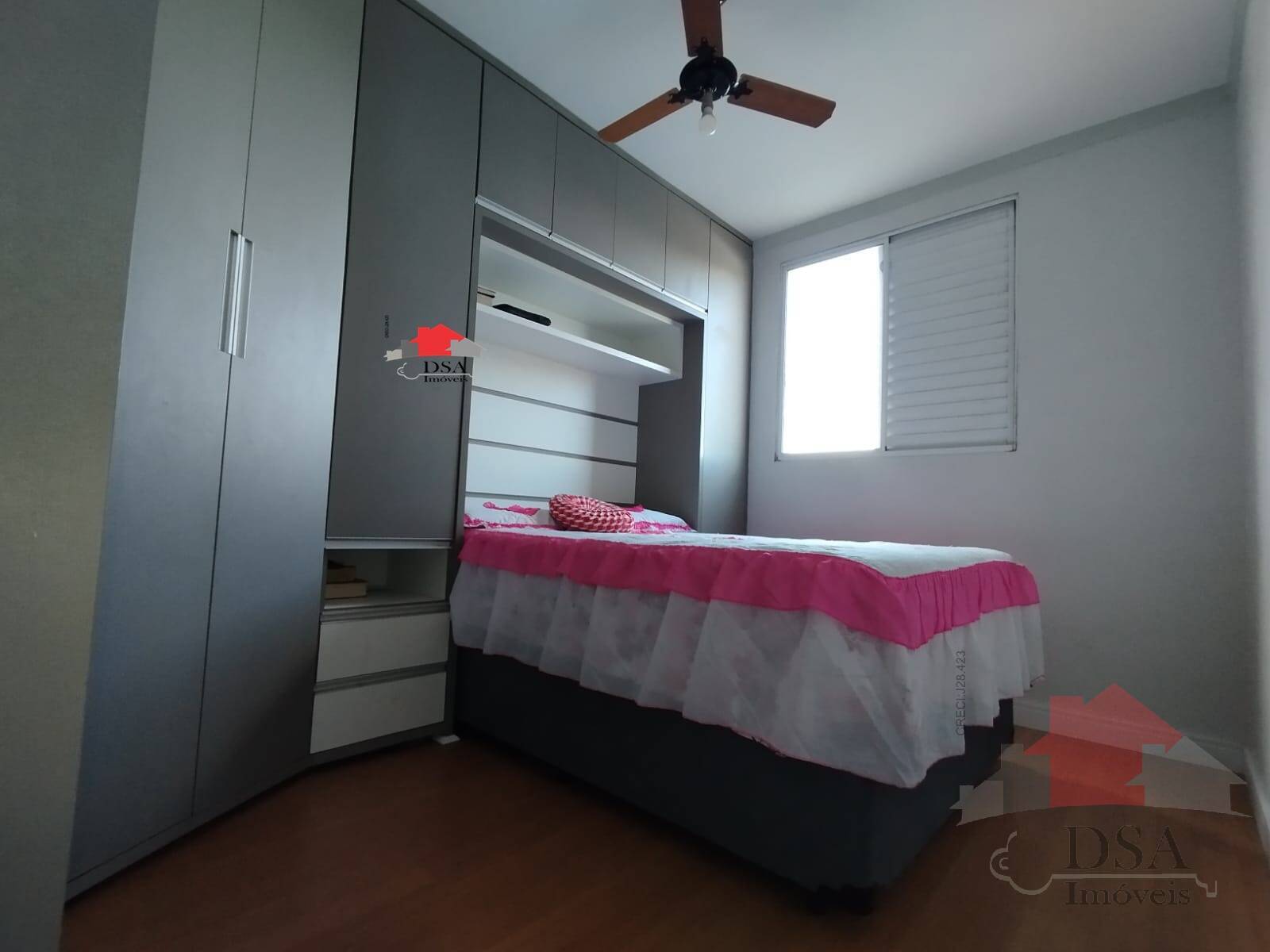 Apartamento à venda com 2 quartos, 51m² - Foto 15