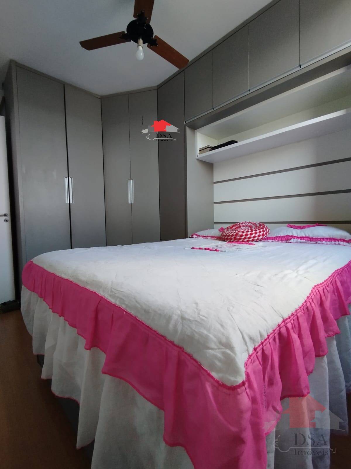 Apartamento à venda com 2 quartos, 51m² - Foto 18