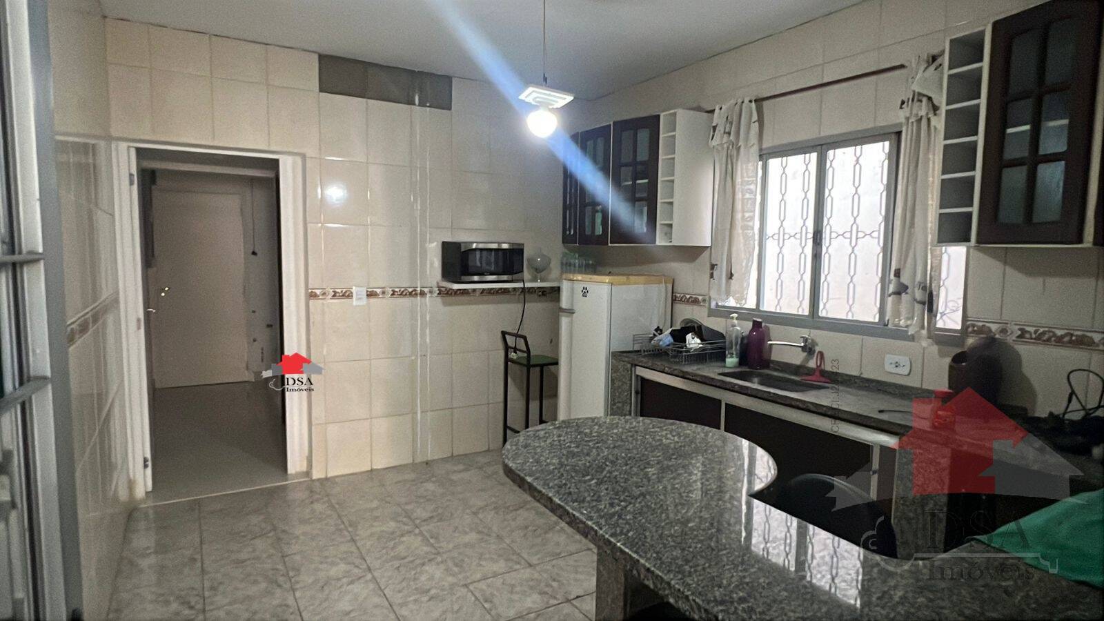Casa, 2 quartos, 200 m² - Foto 13