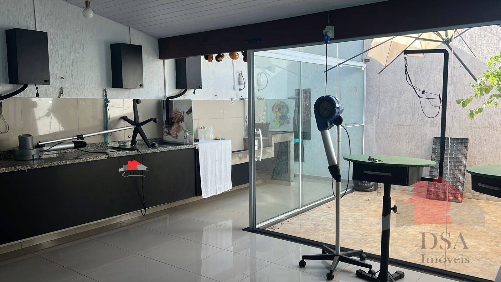 Casa, 2 quartos, 200 m² - Foto 4