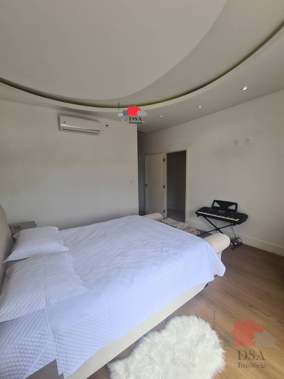 Casa, 4 quartos, 272 m² - Foto 15