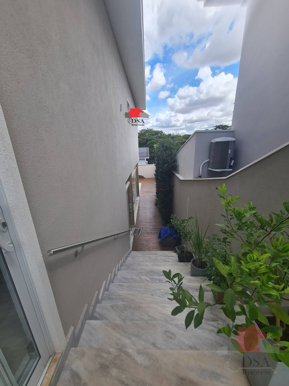 Casa, 4 quartos, 272 m² - Foto 31