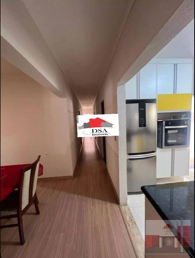 Casa, 4 quartos, 215 m² - Foto 9